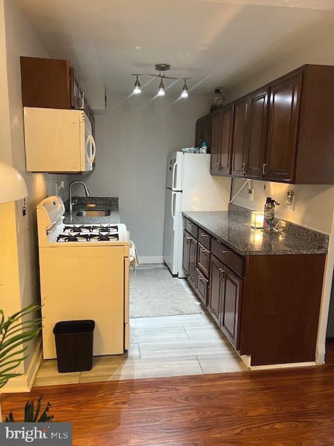 Foto del edificio - 1200 S Arlington Ridge Rd