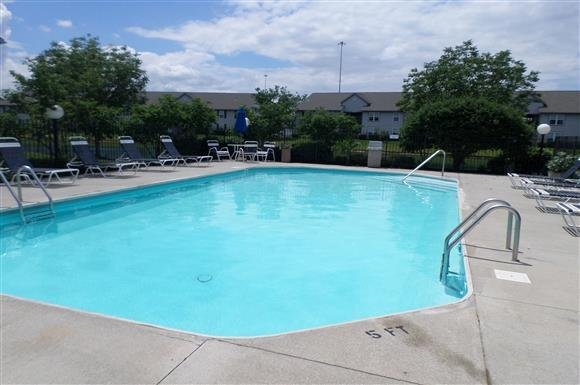 Building Photo - 4711 Bay Run Dr