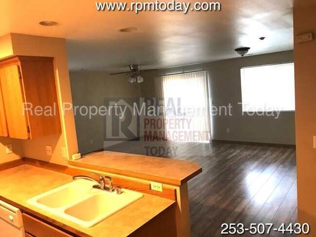 Foto del edificio - 2716 S 56th St