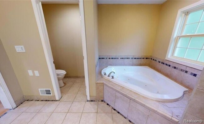 Foto del edificio - 2309 Cumberland Dr