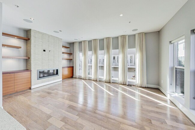 Photo - Luxury TH in King Farm 4 + 3.5Ba & Rooftop deck Townhome