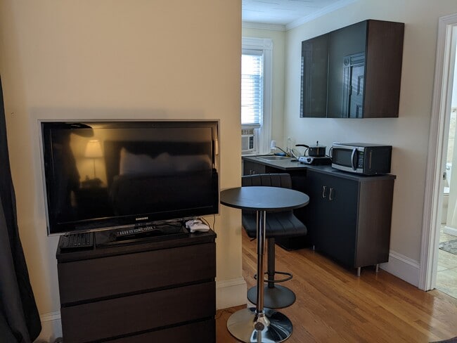 kitchenet - 18 Townsend St