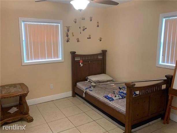 Foto del edificio - 3 br, 1 bath House - 10923 N Florence Ave