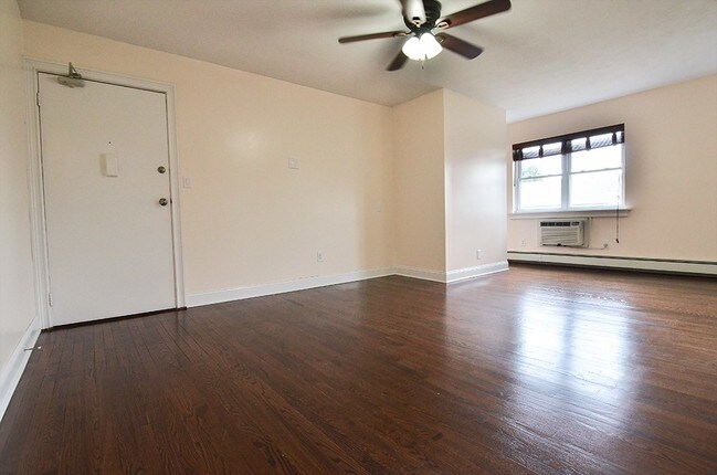 Building Photo - 26 Windsor Terrace