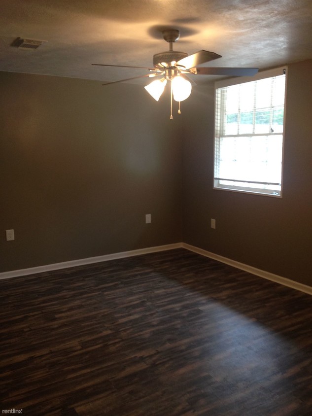 Foto principal - 1362 Pitkin Rd