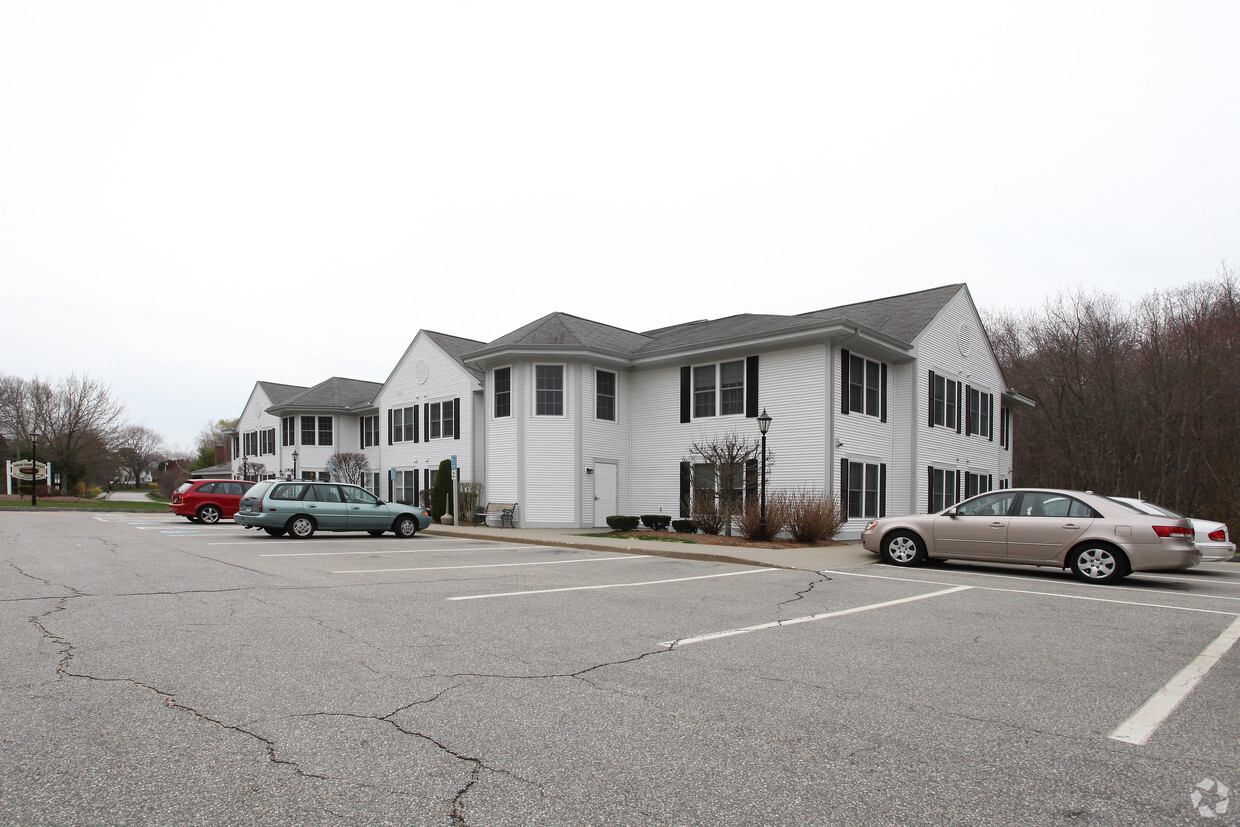 Building Photo - Jordan Brook Terrace