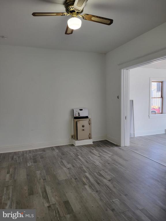 Building Photo - 1801 S Main St