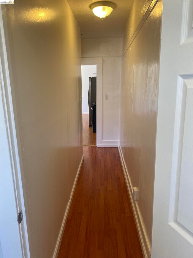 Foto del edificio - 1323 E 21st St