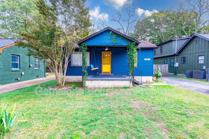 Foto principal - 3912A Burrus St