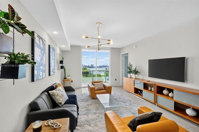 Building Photo - 50 Biscayne Blvd