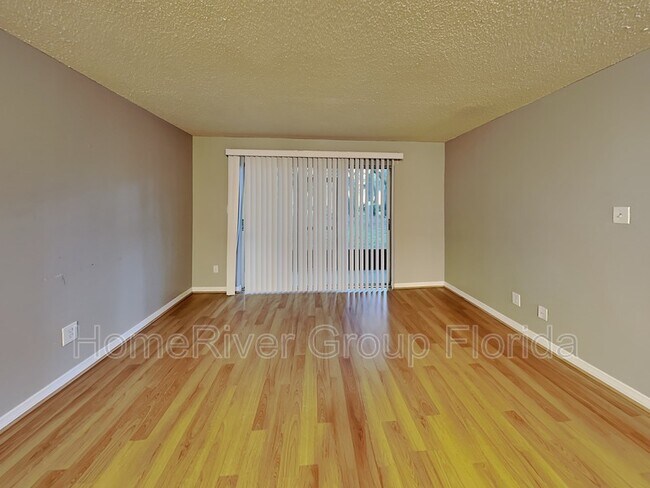 Building Photo - 7537 Pitch Pine Cir