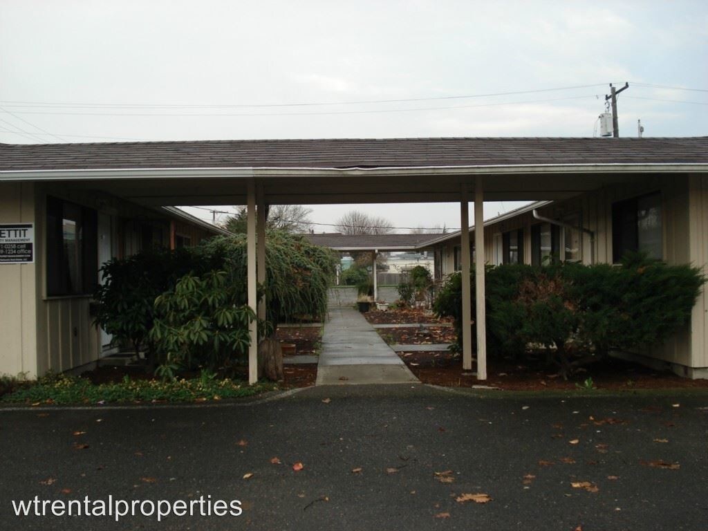217 W Magnolia St, Centralia, WA 98531 Room for Rent in Centralia, WA