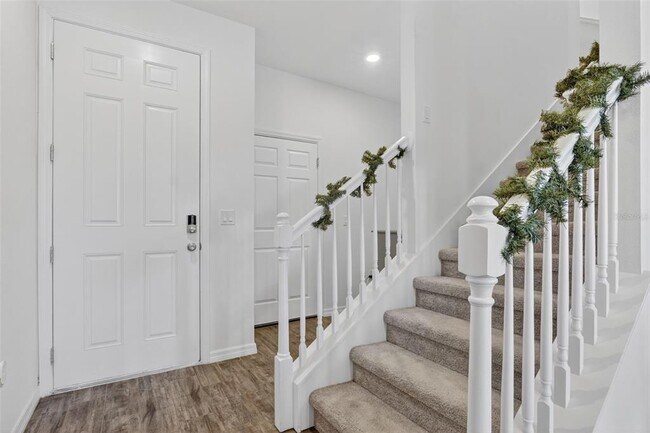 Foto del edificio - 1325 Stockwell Ave