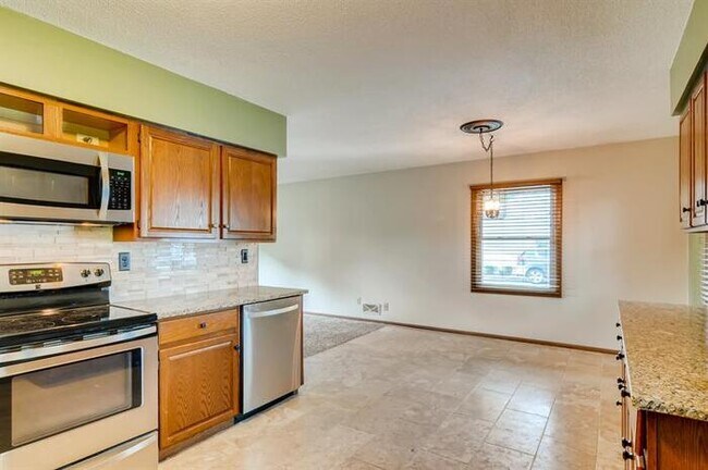 Foto del edificio - 9436 Quaker Ln N