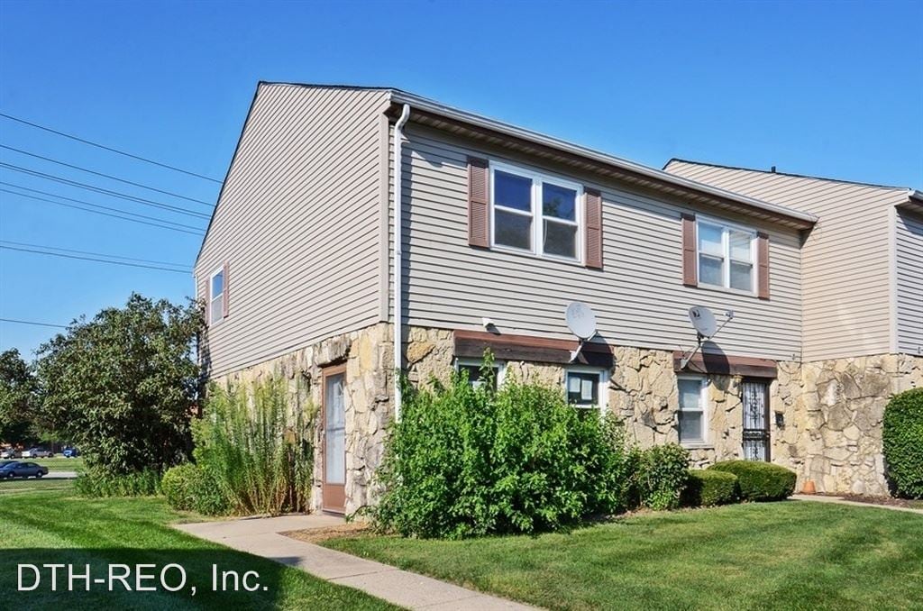 2634 Country Estates Dr, Indianapolis, IN 46227 House Rental in Indianapolis, IN