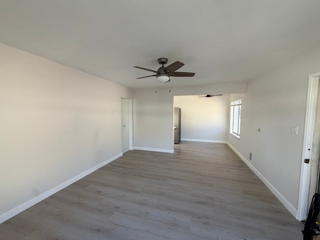 Living Room - 2708 Andreo Ave