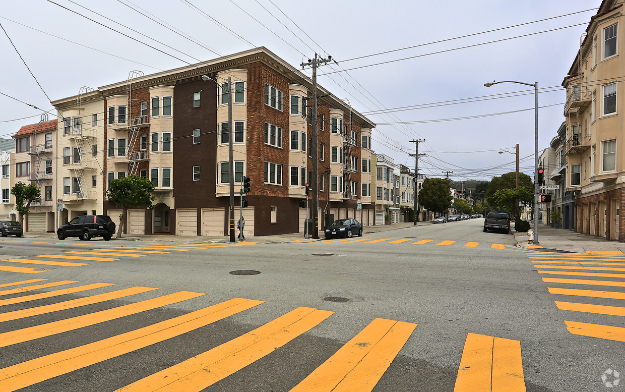 Building Photo - 5000 California St