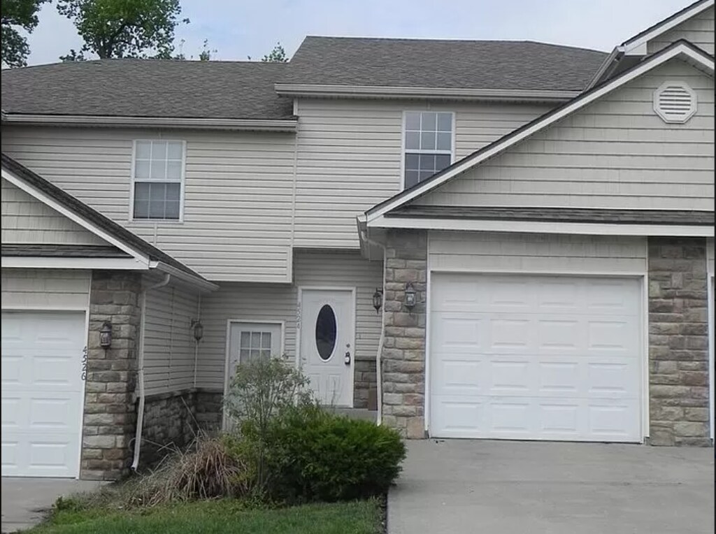 Foto principal - 4524 Willow Ave