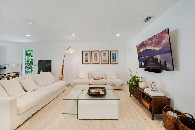 Foto del edificio - 324 Caribbean Rd