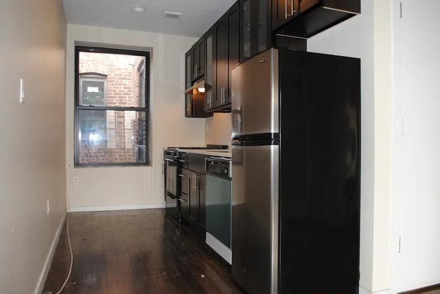 Primary Photo - 1 bedroom in BROOKLYN NY 11225