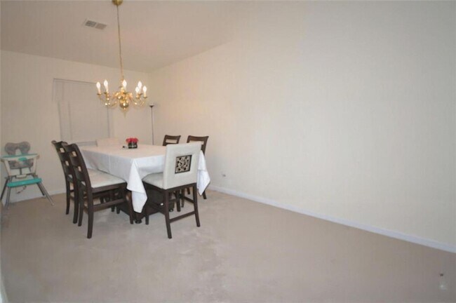 Foto del edificio - 5799 Cedar Croft Ln