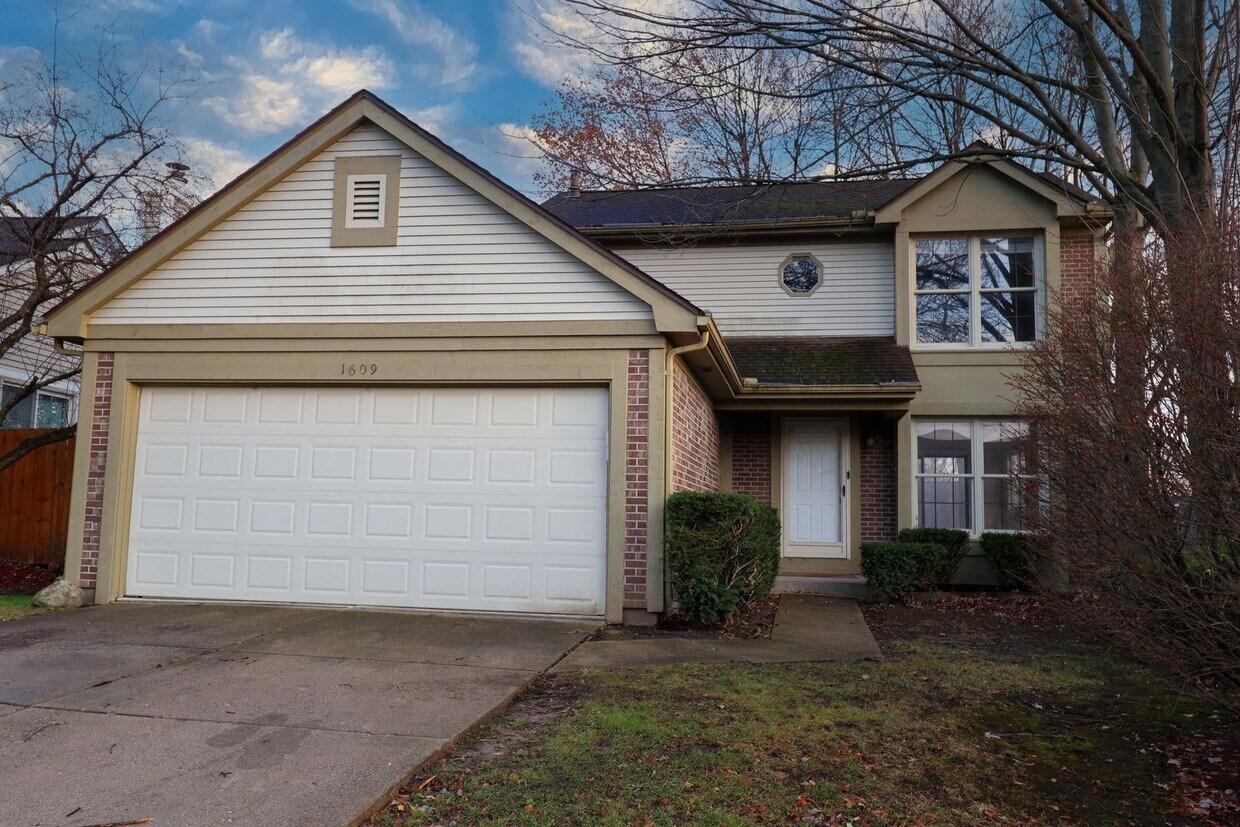 Foto principal - Rochester Hills 3 Bedroom Detached Condo