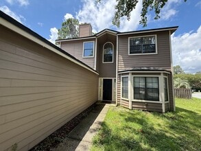 Building Photo - 200 Millers Trace Dr
