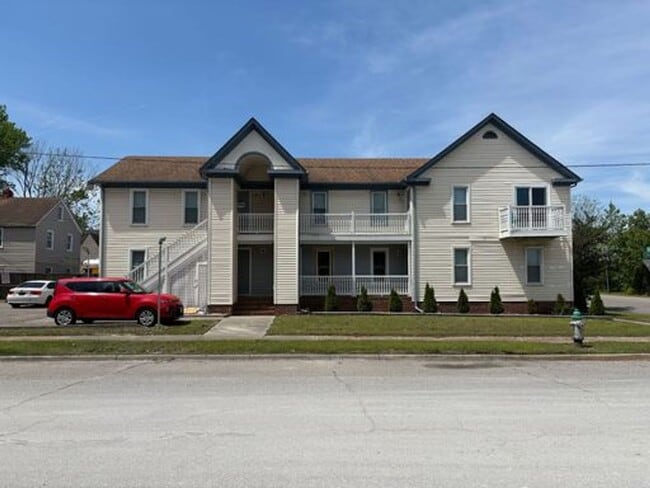 Photo - 98 Chautauqua Ave House