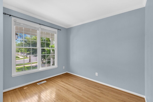 Foto del edificio - 333 Swanton Ln