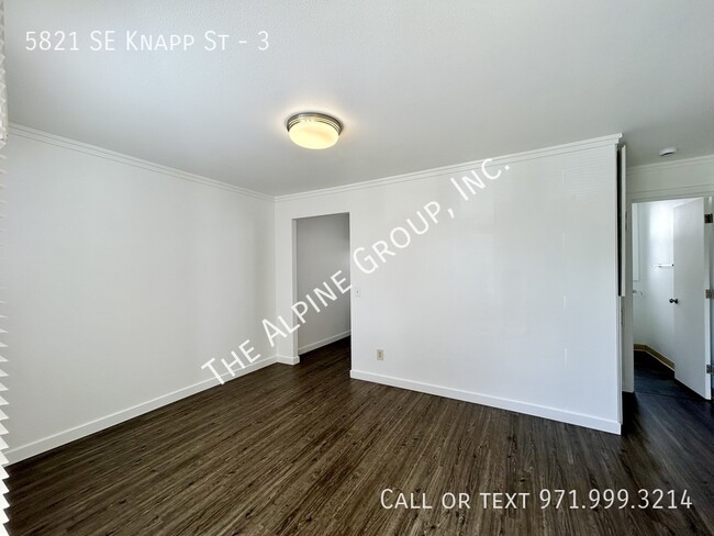 Foto del edificio - 5821 SE Knapp St
