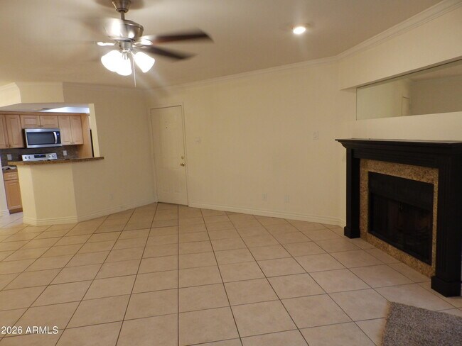 Foto del edificio - 7950 E Starlight Way