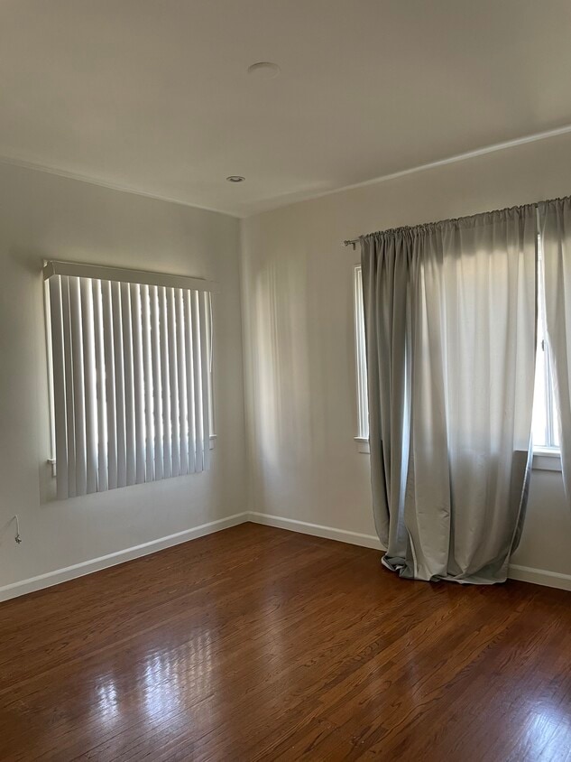 Foto principal - 1811 Ivar Ave