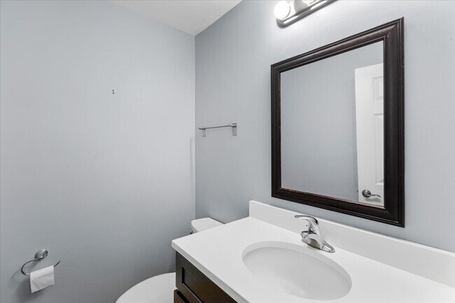 Foto del edificio - 1772 Pickwick Ln