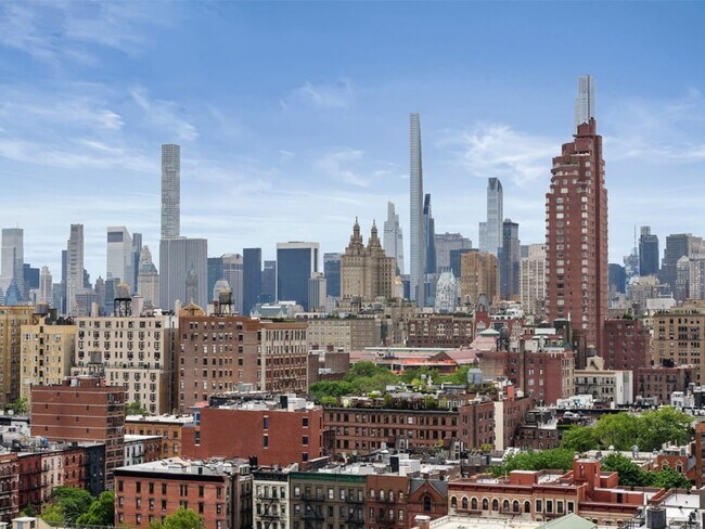 Building Photo - 144 W 86th St