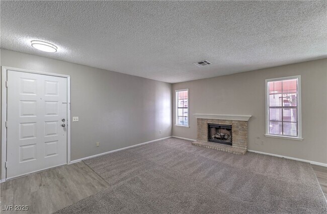 Foto del edificio - 6647 W Tropicana Ave