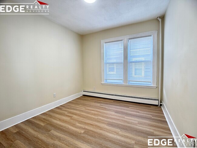 Foto del edificio - 25 Mapleton St