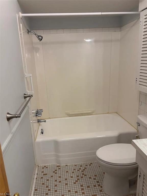 Foto del edificio - 7010 Carriage Hill Dr