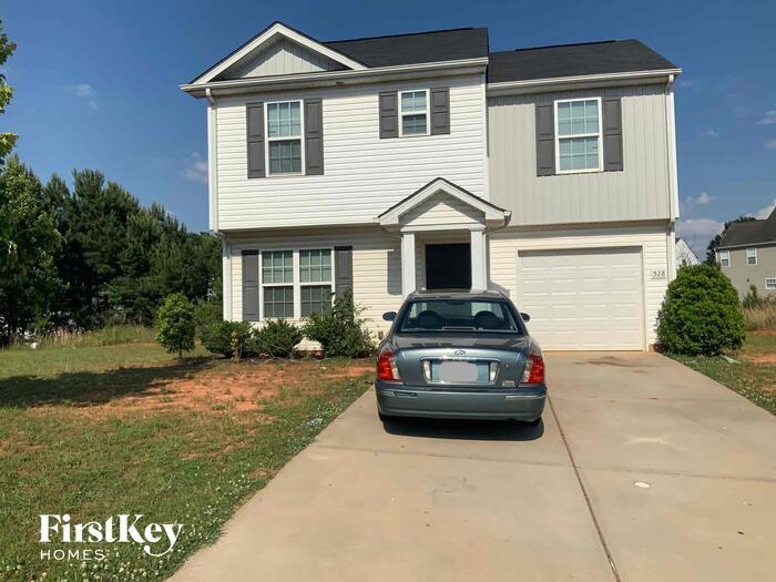 528 Ellingsworth Ln, Charlotte, NC 28214 House Rental in Charlotte