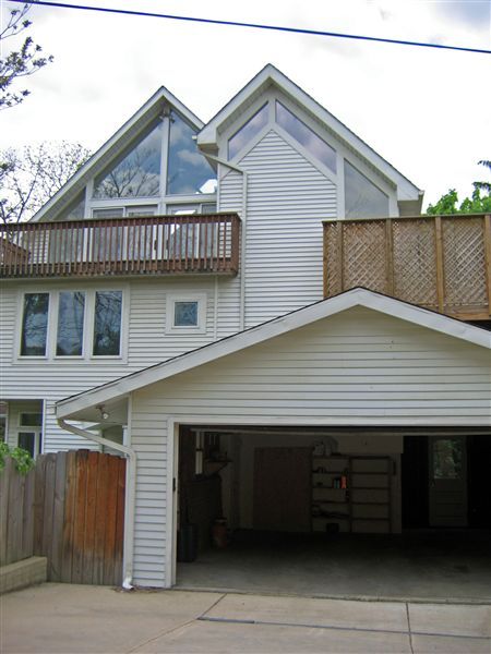 Building Photo - 514 N State St