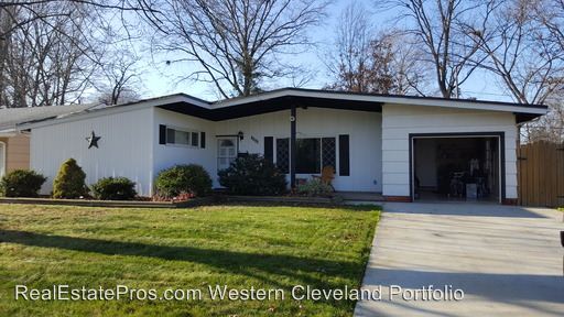 Primary Photo - 6400 Alderwood Rd