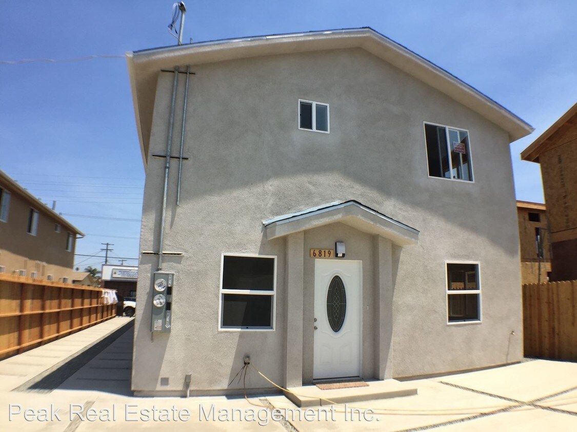 Primary Photo - 6817 S San Pedro St