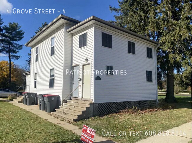 Building Photo - 4 Grove St