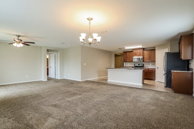 Foto del edificio - 3251 Canyon Falls Dr