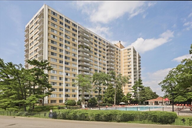 Foto del edificio - 301 N Beauregard St