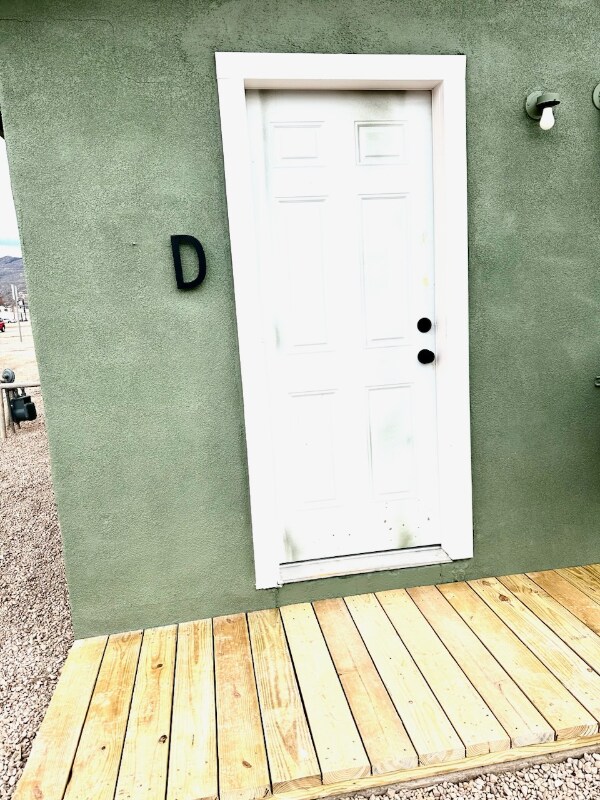 Building Photo - 1317 E 8th St