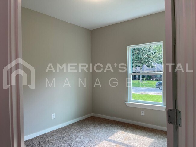 Foto del edificio - New Construction Home for Rent in Bay Mine...
