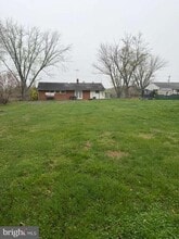 Building Photo - 13209 Thornton Dr