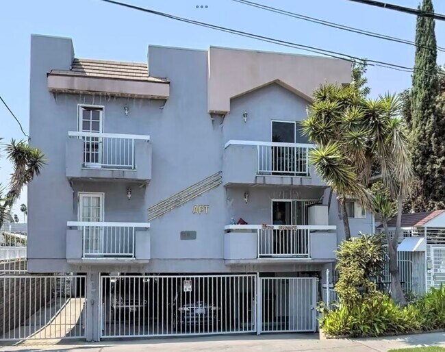 Foto del edificio - 1511 N Mariposa Ave