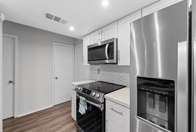 Foto del edificio - 1920 Augusta Dr