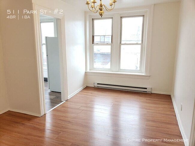 Building Photo - 4 Bedroom Apartment in Allentown